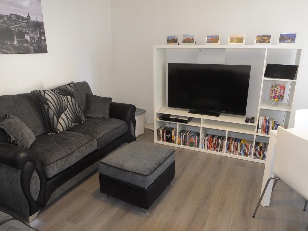 Lochrin Apartments By Edinburgh City Apartments Экстерьер фото